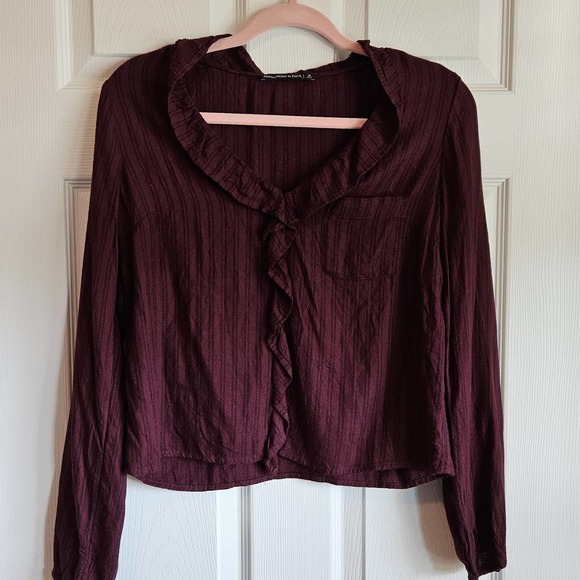 Abercrombie‎ and Fitch cropped collared top in burgandy purple Size small - Picture 6 of 7